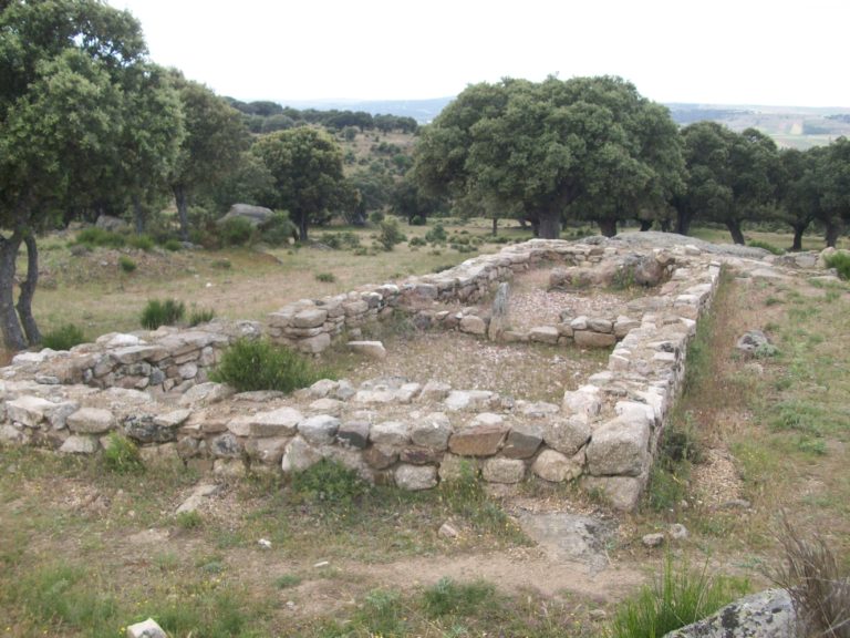 El Despoblado Medieval de Las Henrenes (Cillán, Ávila).