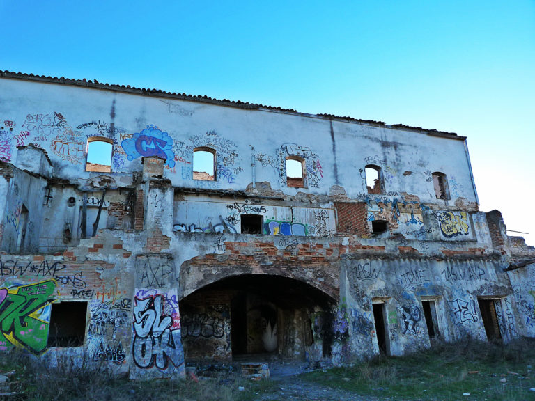 Ruinas Modernas: El Convento Trapense de la Aldehuela (Perales del Rio, Madrid).