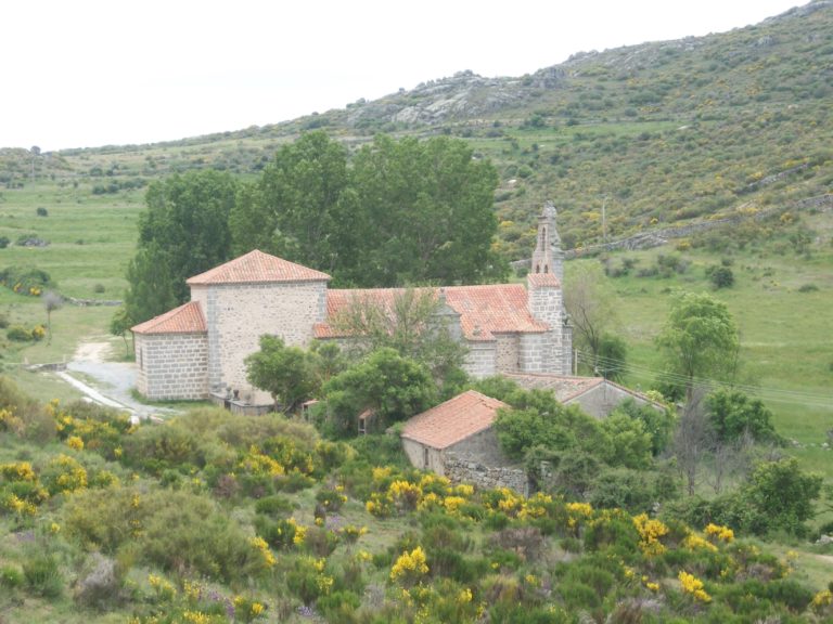 La Ermita de las Fuentes (San Juan de Olmo, Ávila).