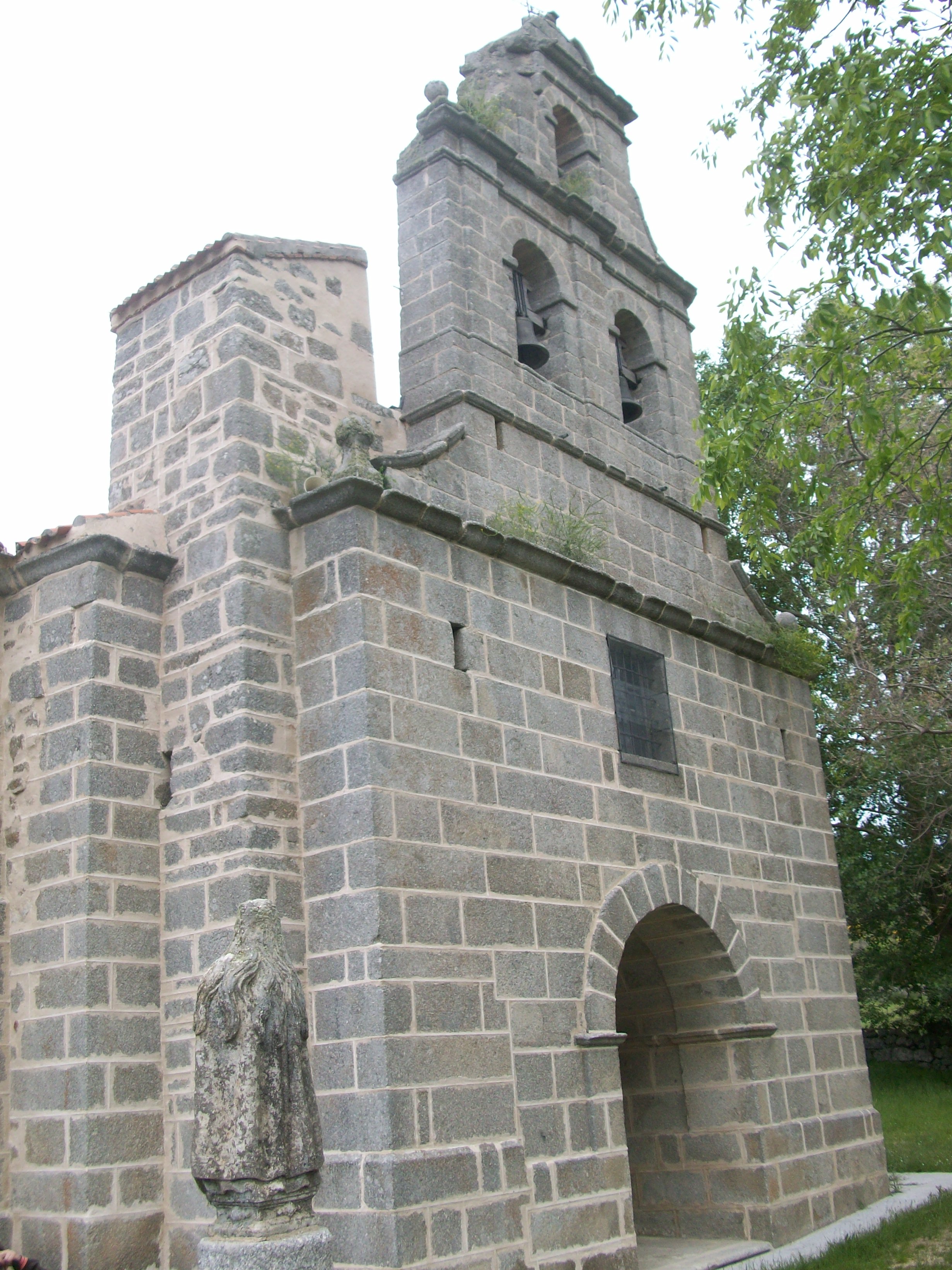 Fachada de la Ermita