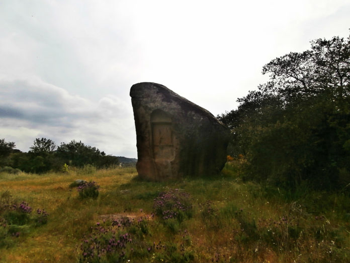 piedra escrita cenicientos