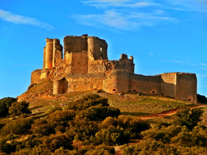 castillo de almenara
