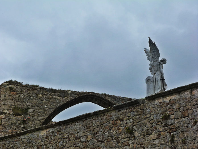 cementerio comillas