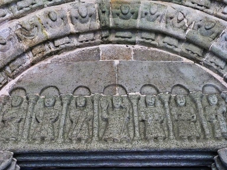 San Xiao de Moraime (Muxía, La Coruña). El otro pórtico de la Gloria.